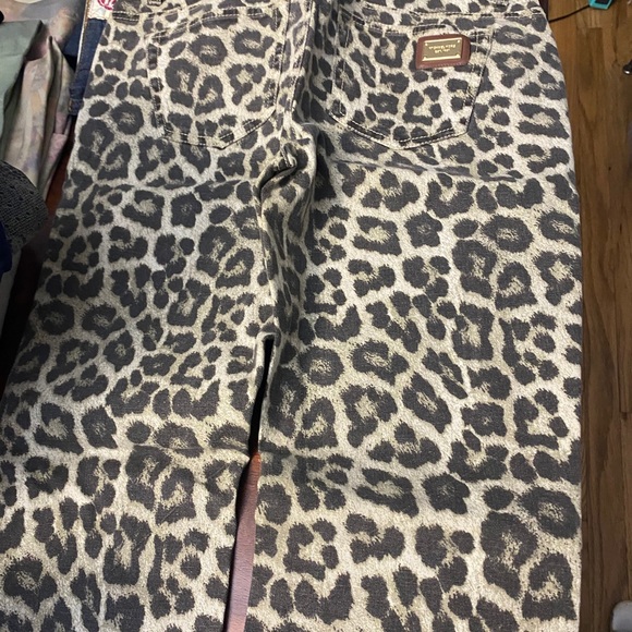 Pants - Picture 3 of 4